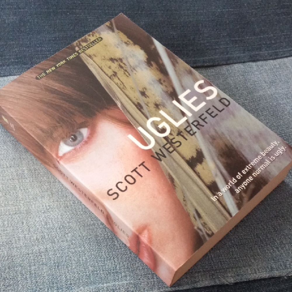Uglies By Scott Westerfeld